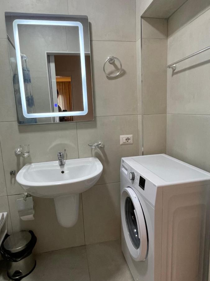 Centre View Apartment Тирана Екстериор снимка
